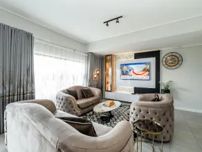 347 Waterfall Penthouse - Image 3