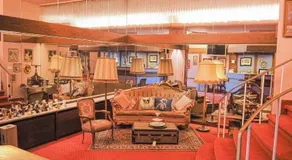 Tante Alma's Mülheimer Hotel - Image 5