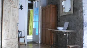 Larraenea Bed and Breakfast - Image 3
