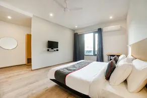 Townhouse Artemis Hospital Near Unitech Cyber Park - Image 2