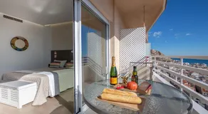 Alicante Skylights Apartments - Image 3
