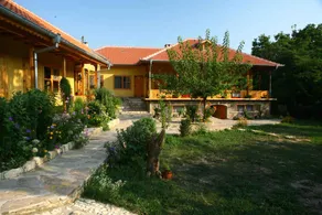Pelican Birding Guest House - Image 4