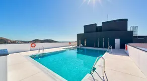 Málaga Skyline By Lovely Rentals - Image 3