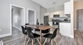 High-end condo downtown Kingston near RMC Queens - Image 3
