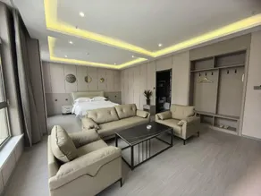 Pingliang Junle Business Hotel - Image 2