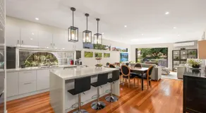 Luxury Camberwell Family Retreat by WOW Manage - Image 2