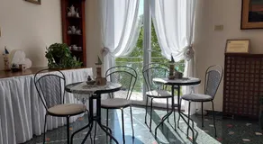 Villa Mira Bed and Breakfast - Image 4