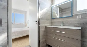 Hauzify I Apartament Esmeralda - Image 2