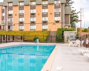 Quality Inn Tigard Portland Southwest - Image 3