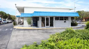 Crossroads Inn - Image 3