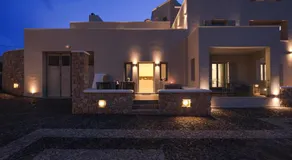 SANTORINI GRAND LUXURY VILLAS - Image 2