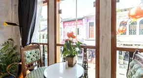 Twelve 8 Boutique House - Image 5