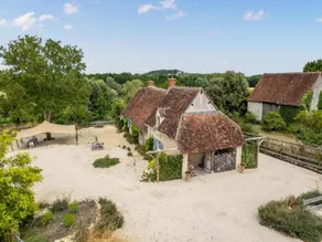 Gites for 2 People at a Chateau With a Garden - Image 4