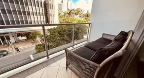 Coastal Bliss 2 Bedroom Apartment - Image 4
