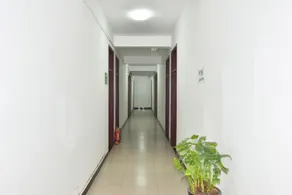 Langyuan Qionglou Express Hotel - Image 4