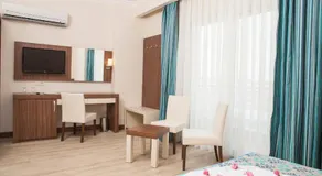 Side West Park Hotel - Image 4