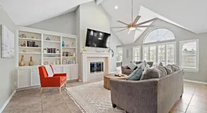 Pool Paradise in Kemah next to Cien Park and minutes from fun at the Kemah Boardwalk - Image 2