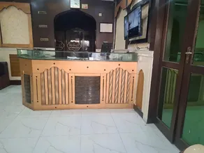 New Maharaja Hotel - Image 3
