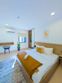 Yellow Door Hotels - Image 2