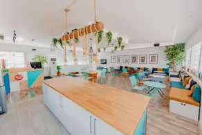ART Hostel - Image 4