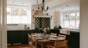 Trinity Farmhouse Stunning House and Gardens - Image 3