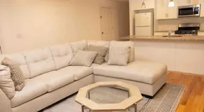 Spacious 3BR Home Near Newark Airport - Image 1