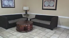 Dover Inn - Image 4