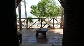 COCO REEF ECOLODGE - Image 4