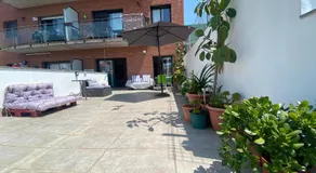 Tranquilo y con terraza - Image 3