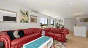 Gorgeous 4 Bedroom House - Blackmans Bay - Image 4