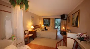 Kalimna Spa Room - Image 2