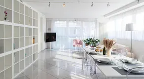 Artist House - Image 3