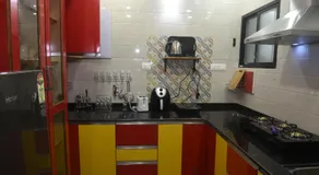 Square Suite - Image 3