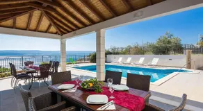 Beachfront Apartments Lara - Image 3