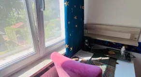 Schönes Zimmer im charmanten Haus - Image 3