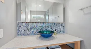 Oceanfront 3BR Condo, Balcony, Fire Pit, Shared Beach, Sleeps 6 - Image 2