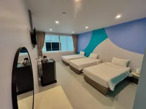 Siri Hotel Phuket - Image 2