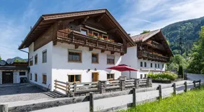 Modernes Apartment tolle Lage Familien 3 Schlafzimmer große Terrasse 2 kostenlose Parkplätze - Image 3