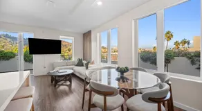The Jade Hill Views - Penthouse - Pool, Gym, Balcony - Image 3