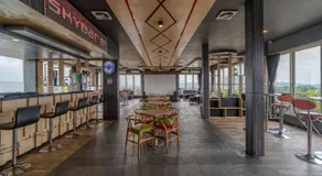 Ascent Hotel & Cafe Malang - Image 3