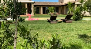 Le Patio, chambres d hôtes pour adultes en Camargue, possibilité de naturisme à la piscine, - Image 5