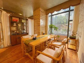 Royal View Hotel - Image 3