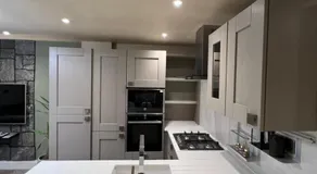 2 bedroom self catering detached outhouse with garden area - Image 4