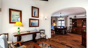 Maison de vacances centrale près de la plage – Villa Amoros - Image 2