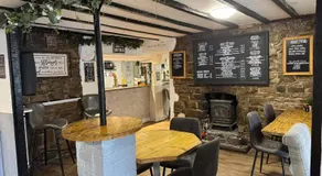 Cosy Pubs Bed & Breakfast - Image 2