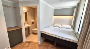Jacobs Hotel - Image 4