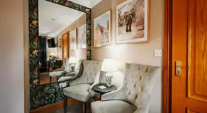 Boutique Shrewsbury Rooms - Image 3
