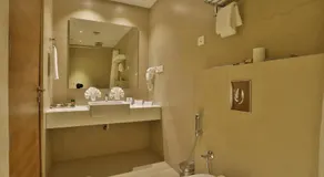 HOTEL ZODIAC - Image 3
