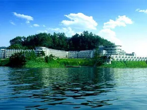 Tachee Island Holiday Hotel - Image 3