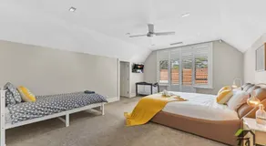 'Lynwood' Warrawee Manor- Koi Home - Image 2